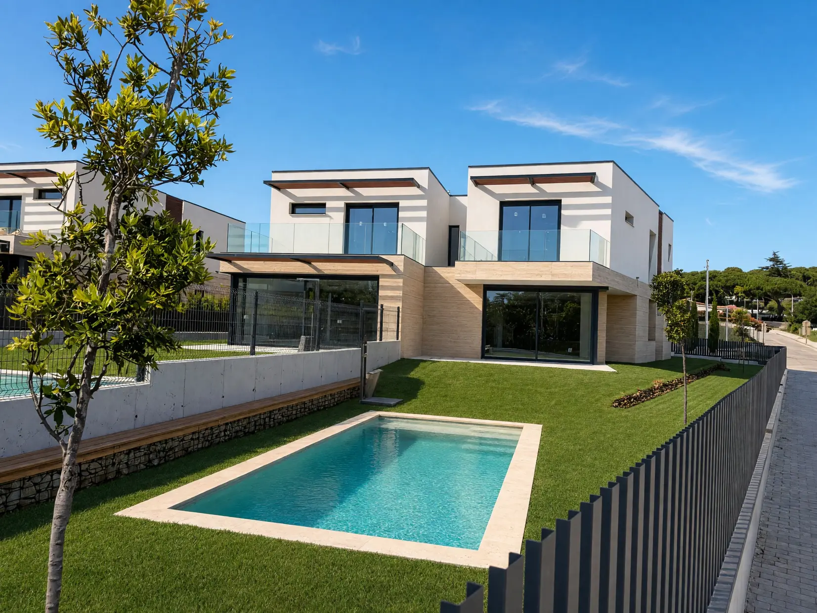 Casa S'Agaró: jardín y piscina